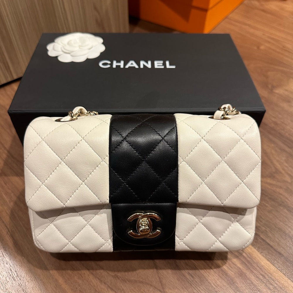 CHANEL mini classic, champagne gold hardware.